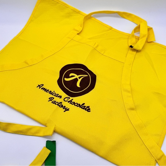 American Chocolate Factory 3 Piece Yellow Green Children's Aprons - Picture 3 of 9